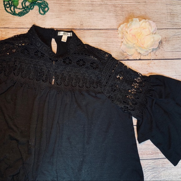 JohnPaulRichard Tops - JohnPaulRichard Crochet Lace Trim Black Top Size L